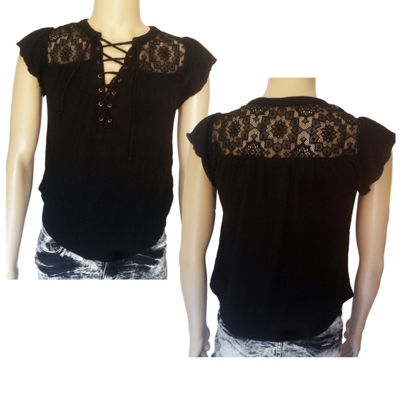 No Boundaries Tops - Womens Lace Up T Shirt Medium Black Top Casual